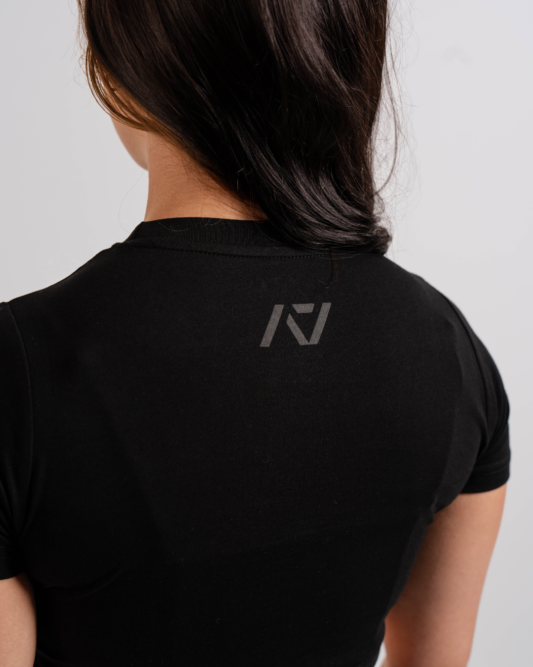 Demand Greatness True-Fit Women's Meet Crop - Shadow Stone