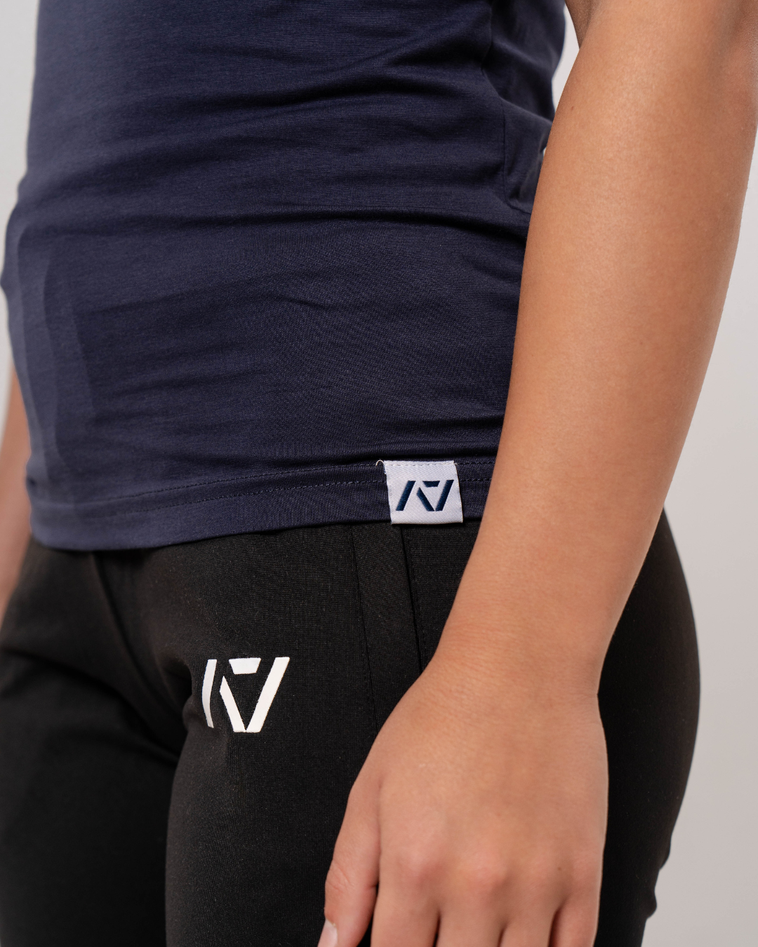 Demand Greatness True-Fit Women's Meet Shirt - Night Light