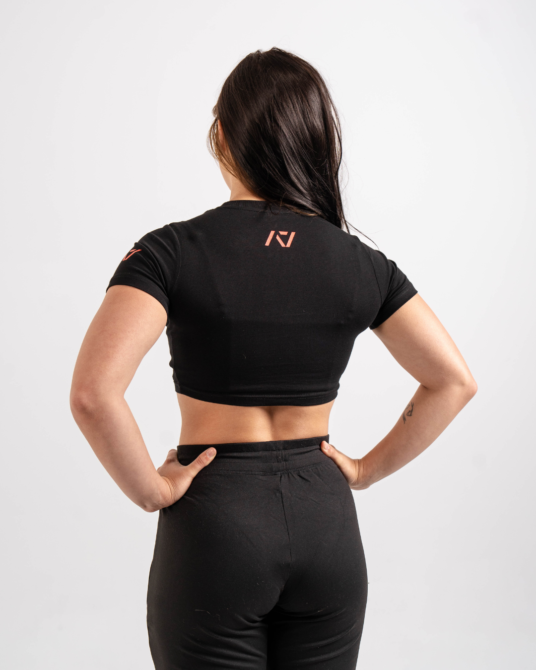 Demand Greatness True-Fit Women's Meet Crop - Red Dawn