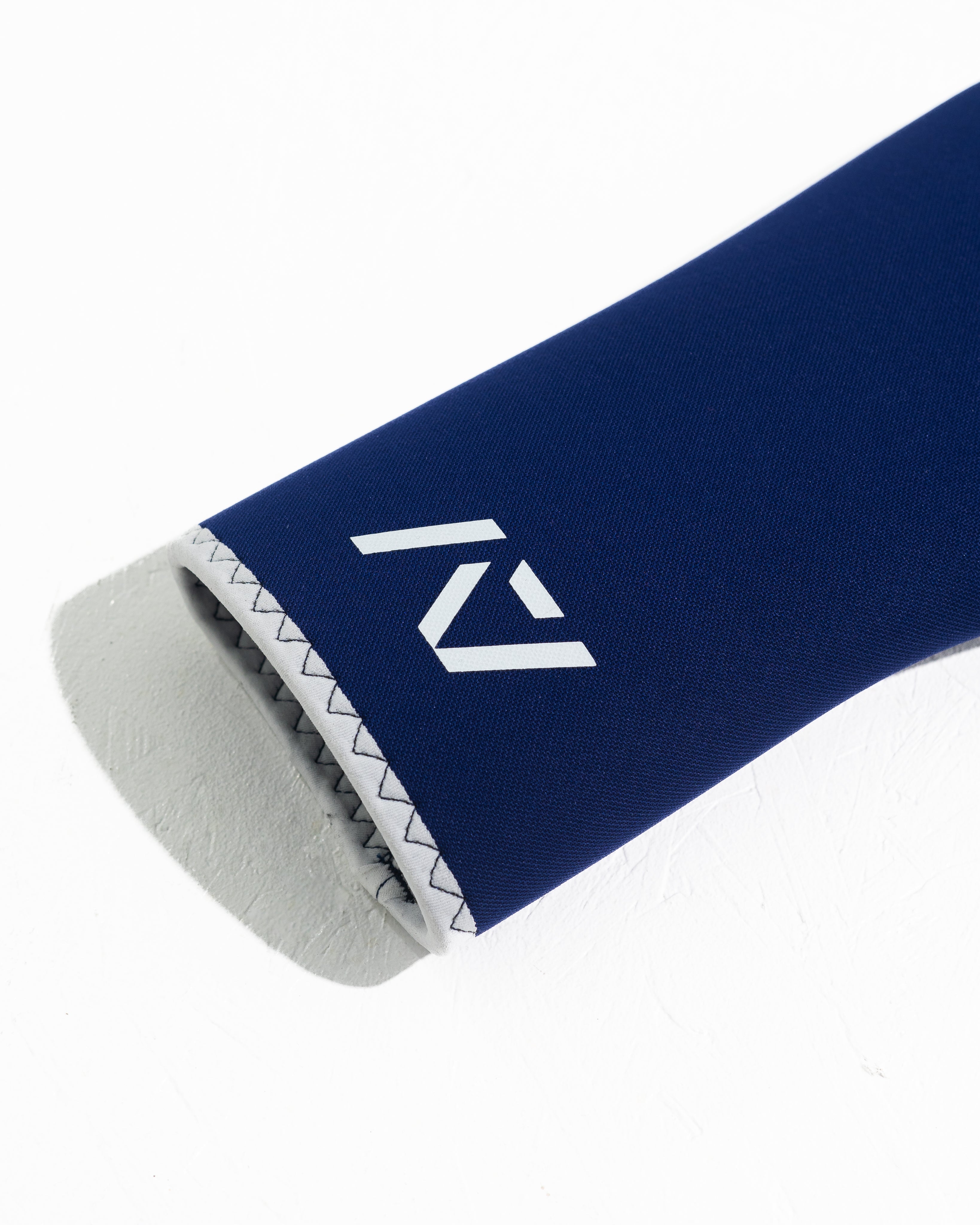 Hourglass Knee Sleeves - Night Light