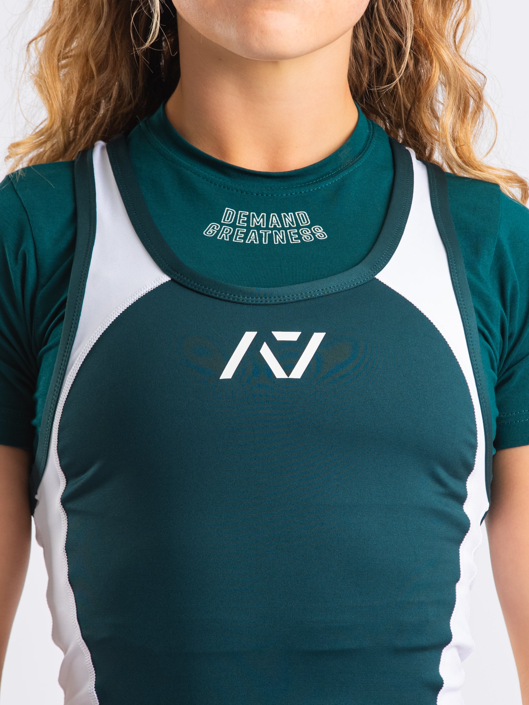 Luno Women's Singlet - Emerald Forás