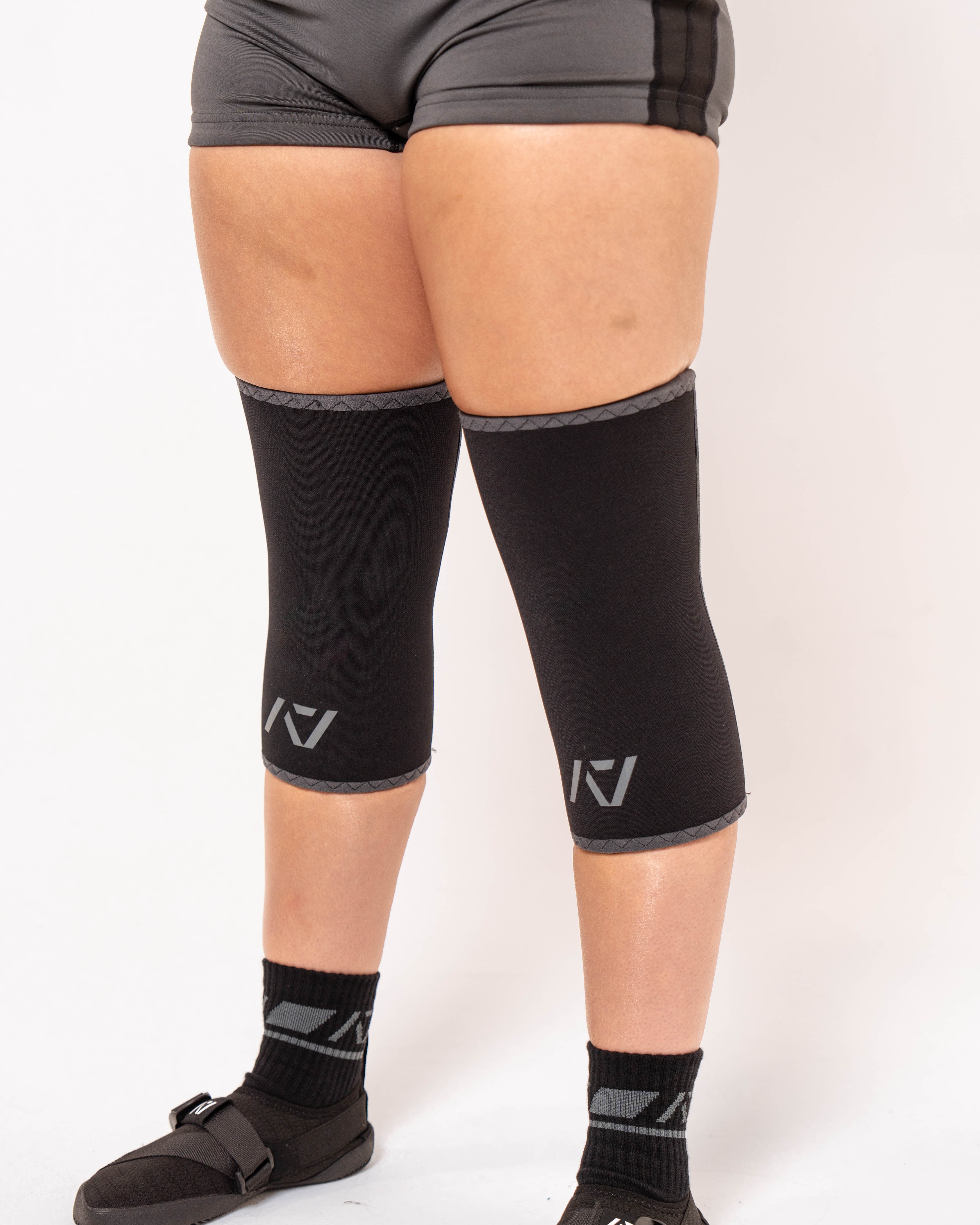 Hourglass Knee Sleeves - Shadow Stone