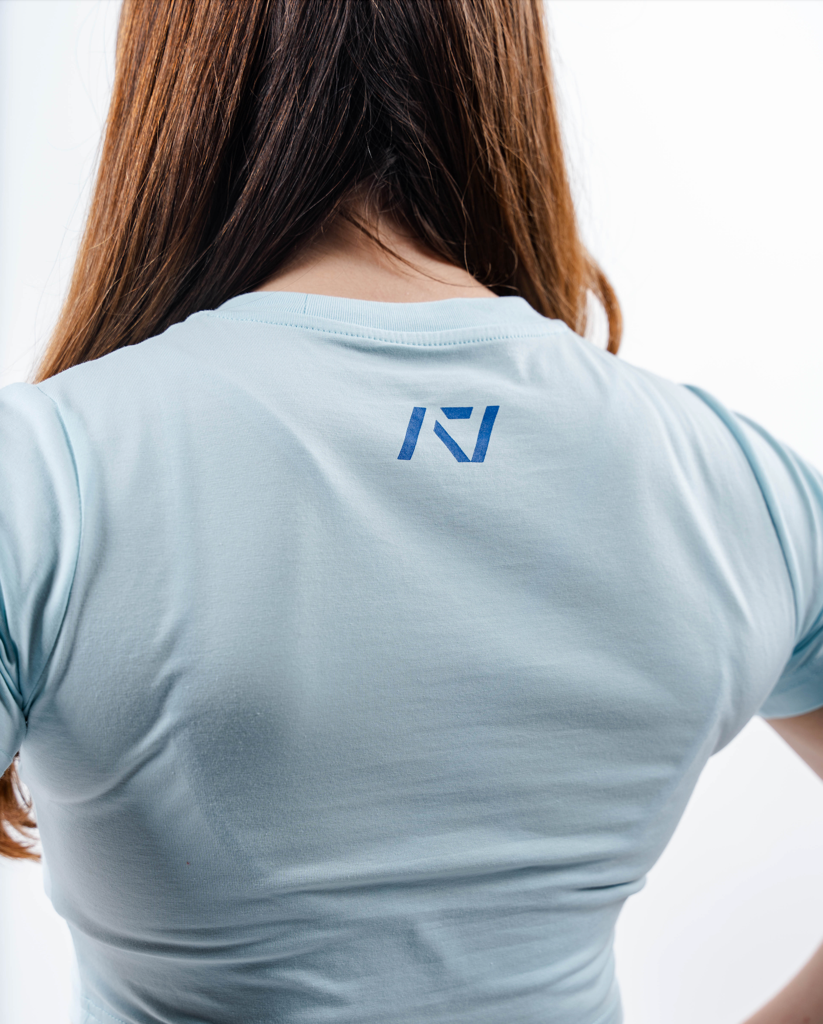 Demand Greatness True-Fit Women's Meet Crop - Cyanite