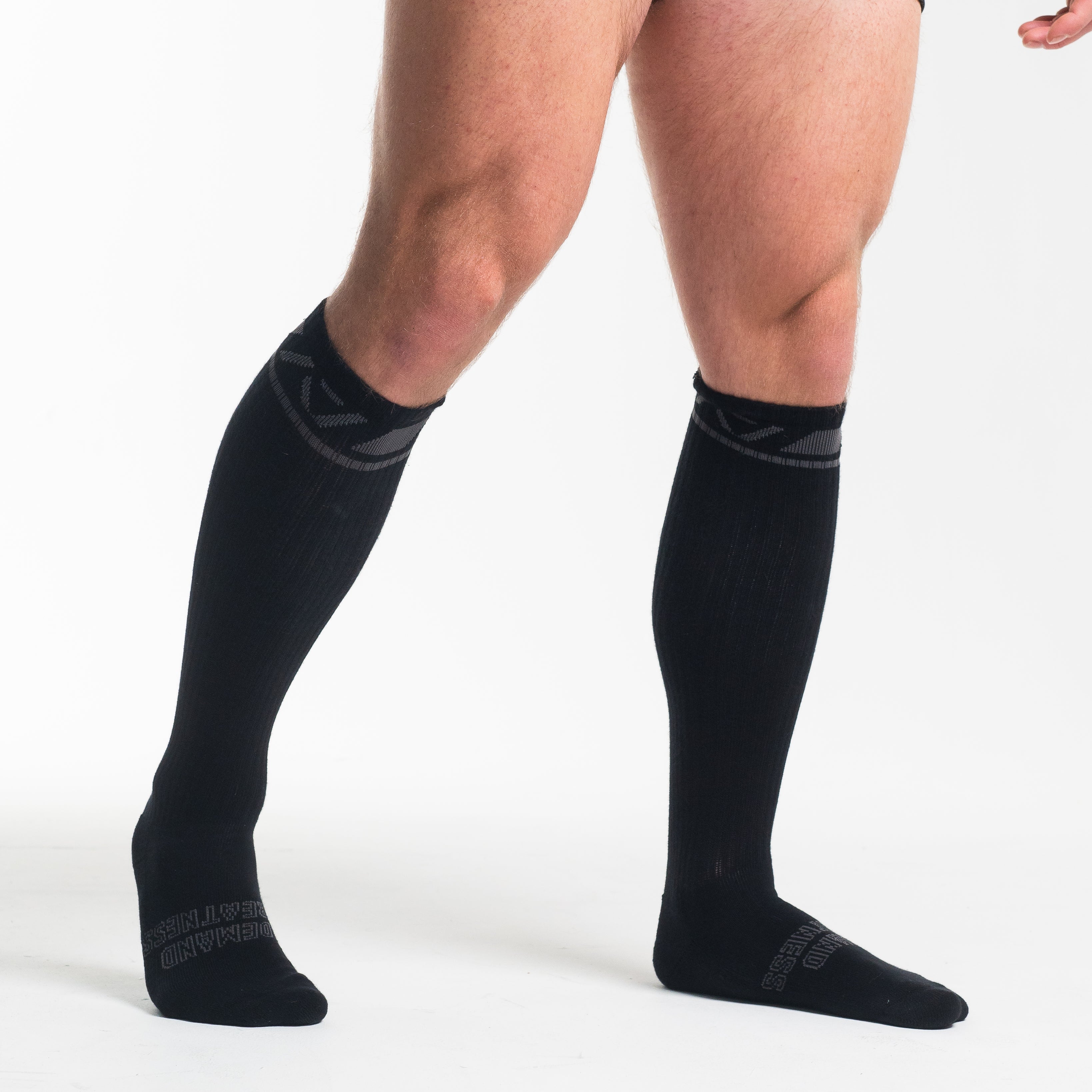 Side profile of A7 Deadlift Socks – Shadow Stone showing A7 ankle logo and compression-style top.