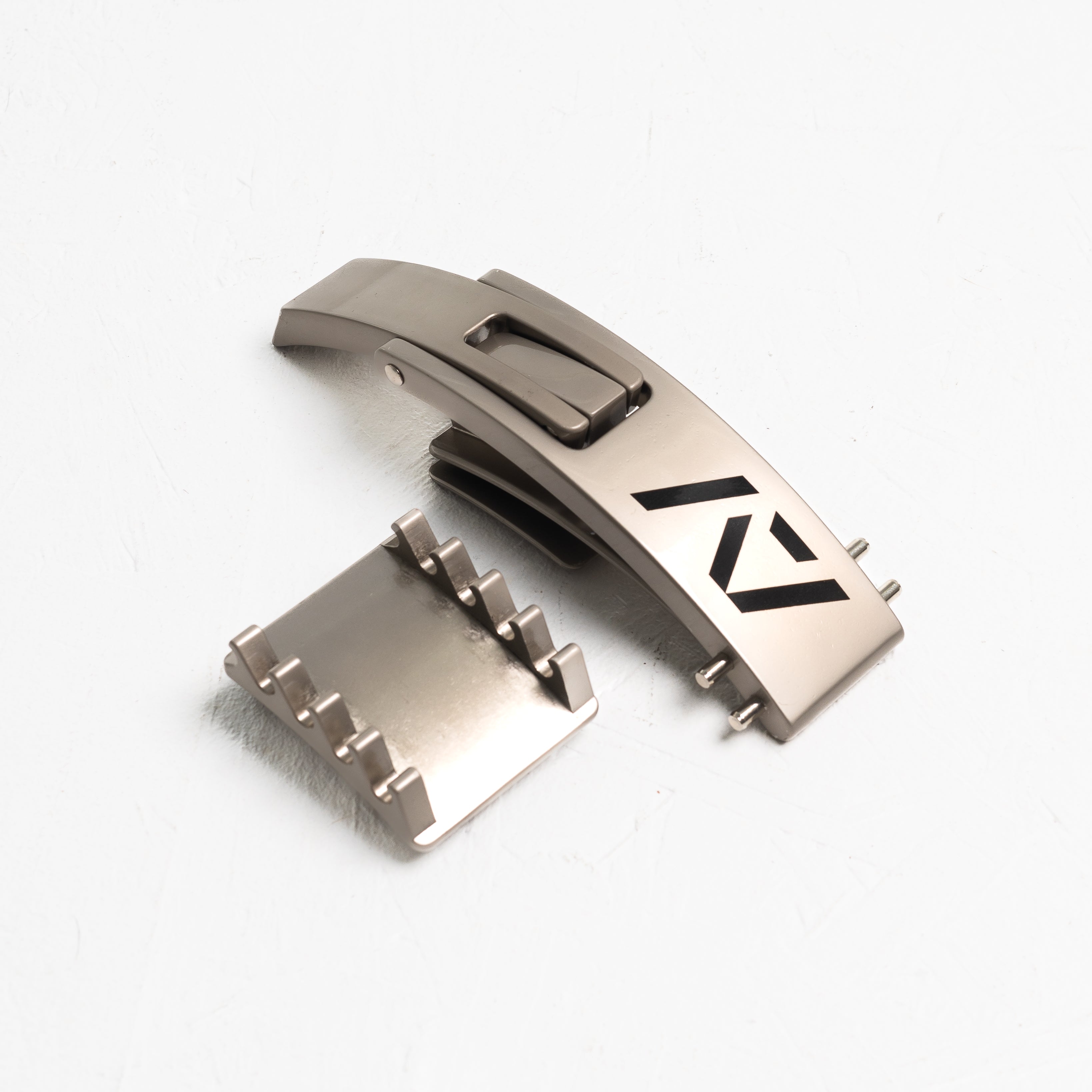 Disassembled A7 PAL Buckle – Silver with bolts and internal components shown for easy installation.