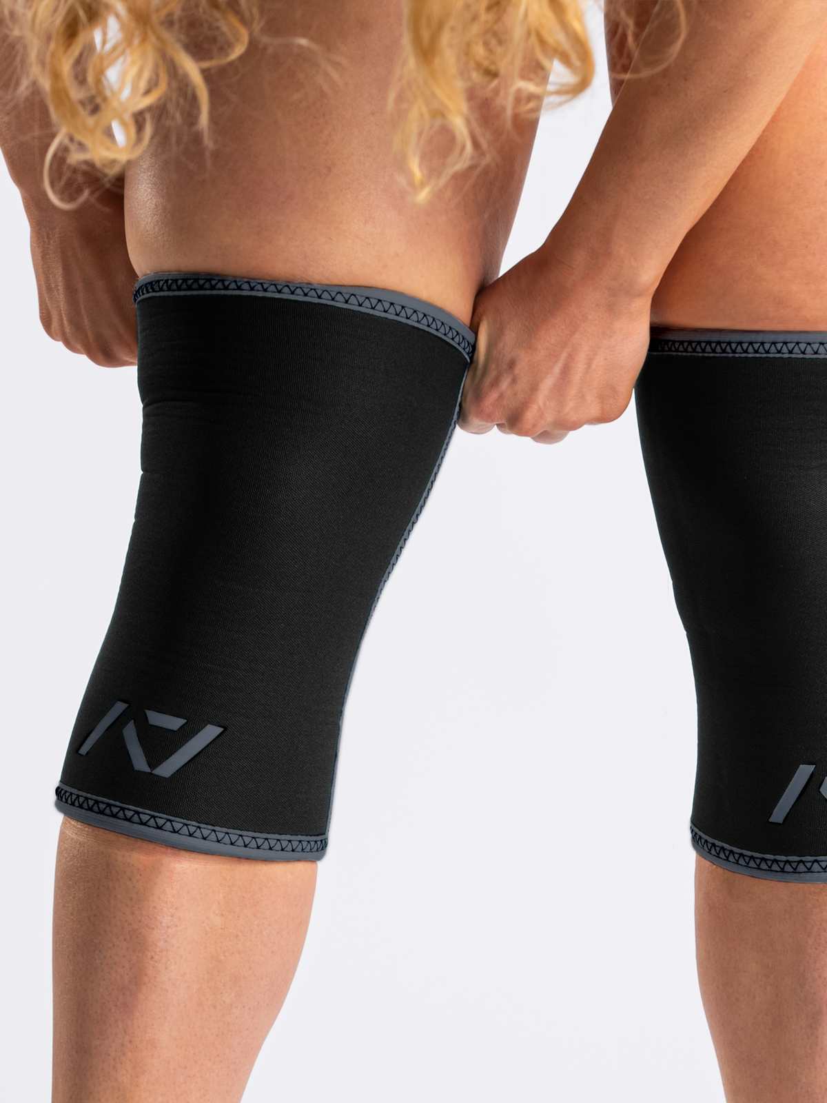 KneeSLeeve-Stiff-ShadowStone-