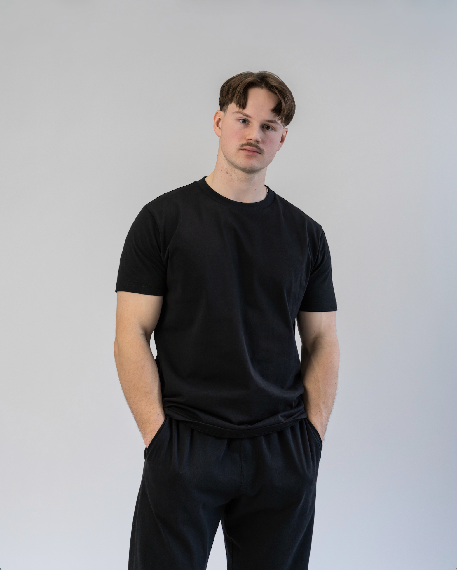 Organic Cotton True-Fit Men's Shirt - Black