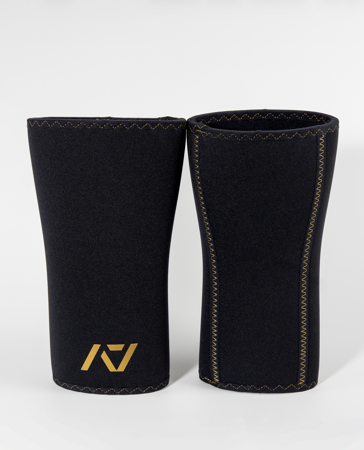 美品　A7　ニースリーブ　Hourglass Knee SleevesStiff Hourglass 7mm Knee Sleeves for Squats - Stealth | A7