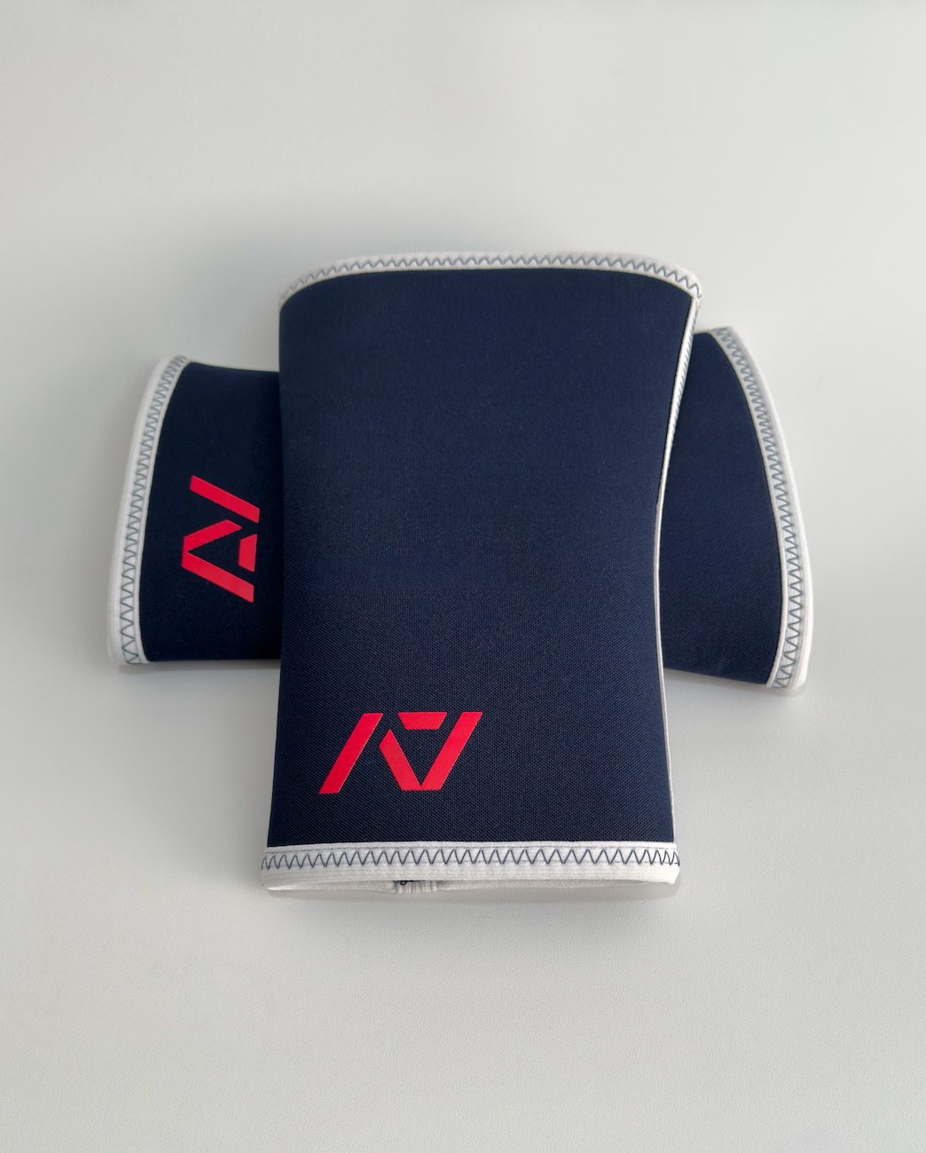 Hourglass Knee Sleeves - USA