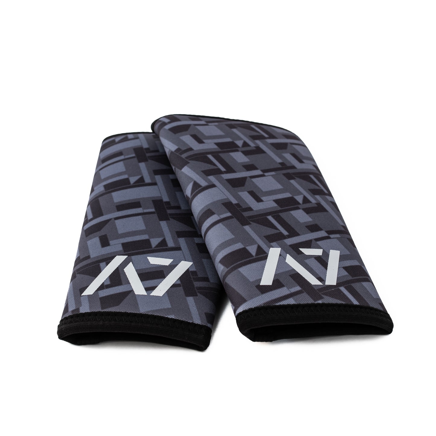 
                  
                    CONE Knee Sleeves - USPA & IPF Approved - Stiff - Puzzle Camo
                  
                